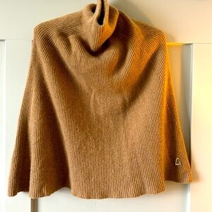Gucci Cashmere Sweater Cape Size Small